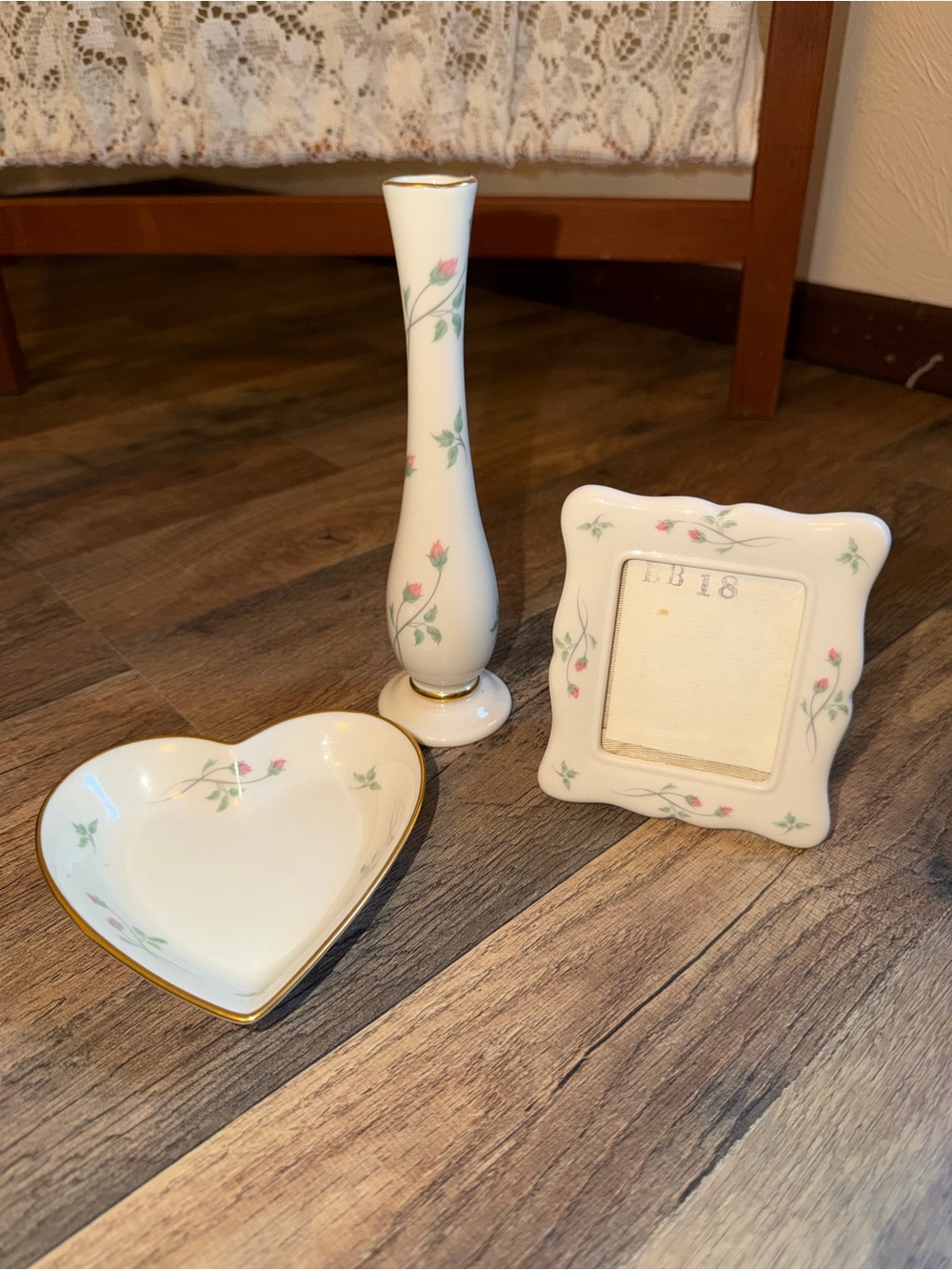 Lenox Rose Bud Pattern Set